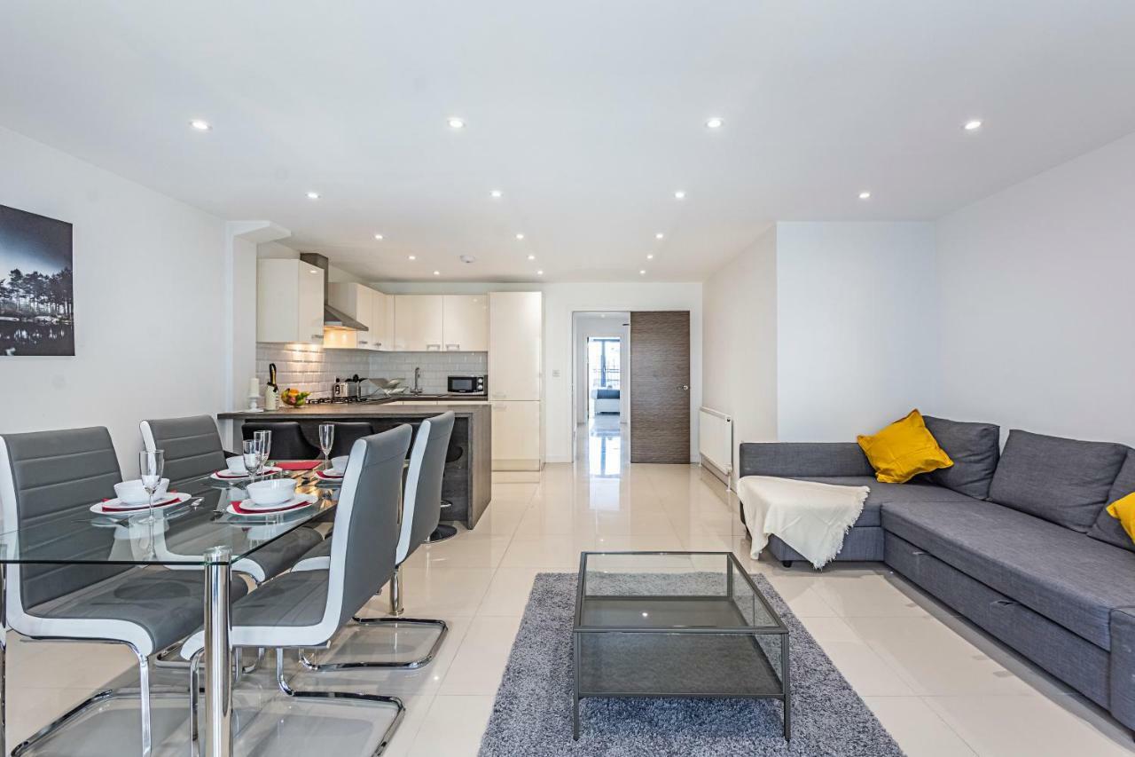 Modern Apartment Canary Wharf London Exterior photo