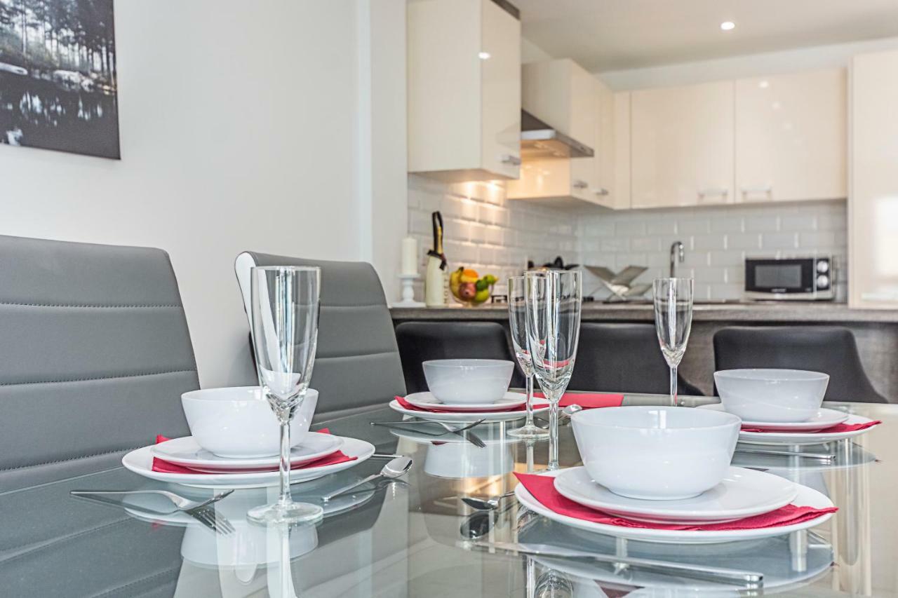 Modern Apartment Canary Wharf London Exterior photo